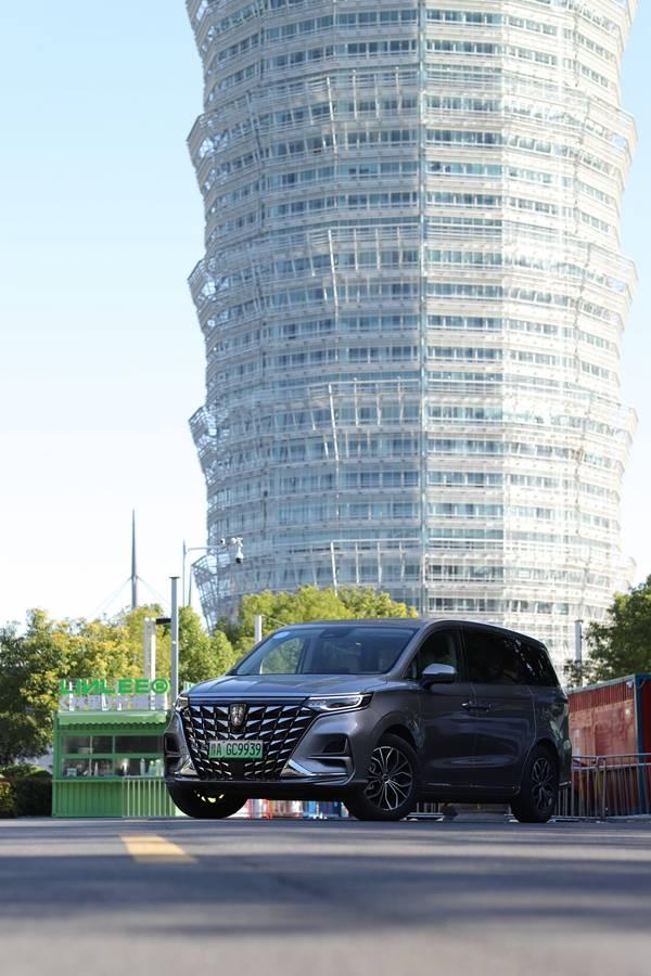 親身體驗(yàn)榮威iMAX8 DMH新陸尊：驚喜之旅-有駕