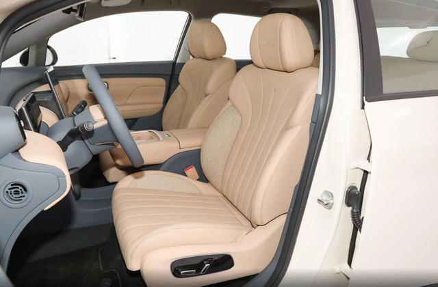 埃安UT鸚鵡龍：造型Q萌，空間布局給力，能否給人們帶來新選擇？-有駕