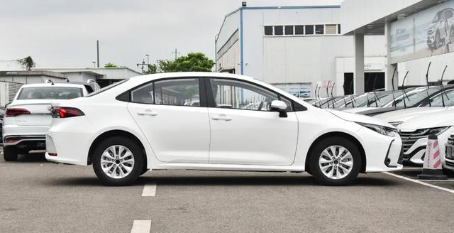 豐田終于打響&ldquo;價格戰&rdquo;！油耗僅3毛，喝92油，關鍵新車降到6.3萬-有駕