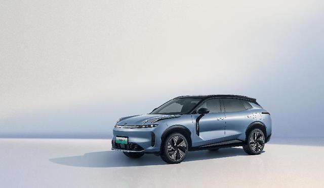 領克08 EM-P，智駕系統精準穩定，駕馭未來輕松無憂-有駕