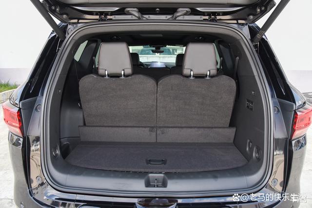 雪佛蘭開拓者，16萬享40萬配置，超5米大七座來襲，別克GL8遇強敵-有駕