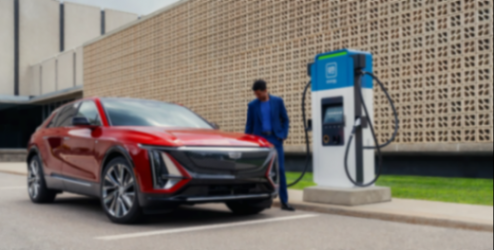 通用美國電動汽車工廠將削減產量、推遲生產計劃