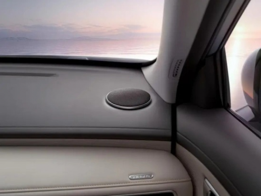 五菱繽果S舒嶼座艙配置曝光 搭靈語AI中樞體