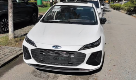 煥然一新 新款奇瑞艾瑞澤5實車圖曝光