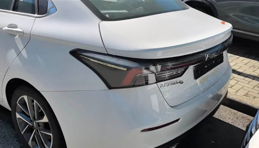 煥然一新 新款奇瑞艾瑞澤5實車圖曝光