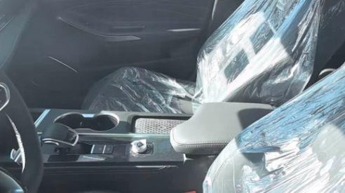 煥然一新 新款奇瑞艾瑞澤5實車圖曝光