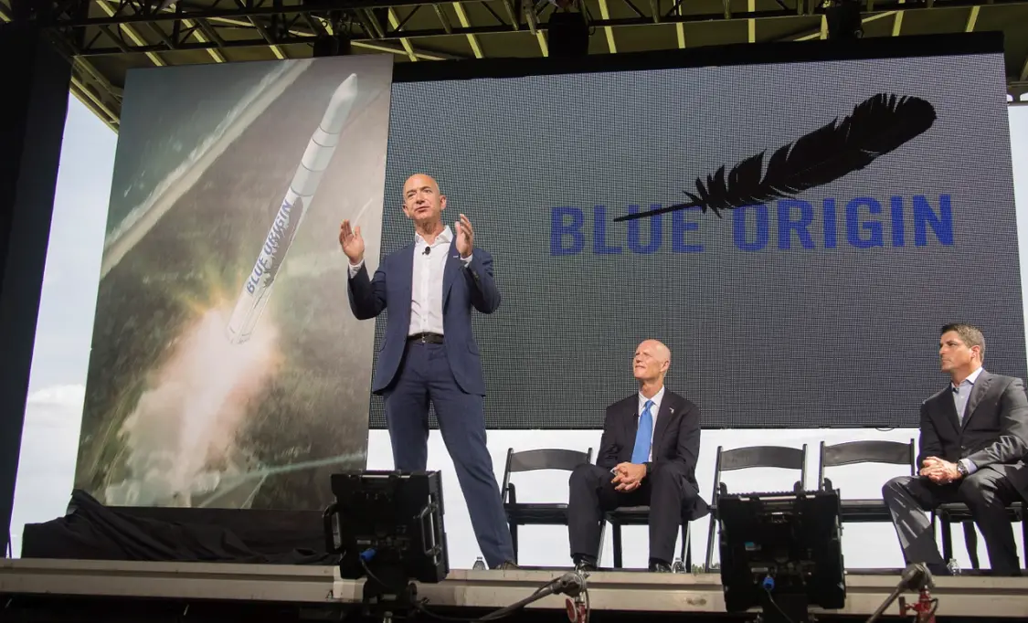 華爾街日報：&ldquo;退而不休&rdquo;的貝佐斯與馬斯克踏入&ldquo;同一條河流&rdquo;