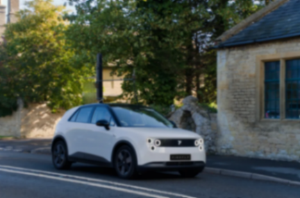 firefly螢火蟲右舵車量產，首批將發運至新加坡市場